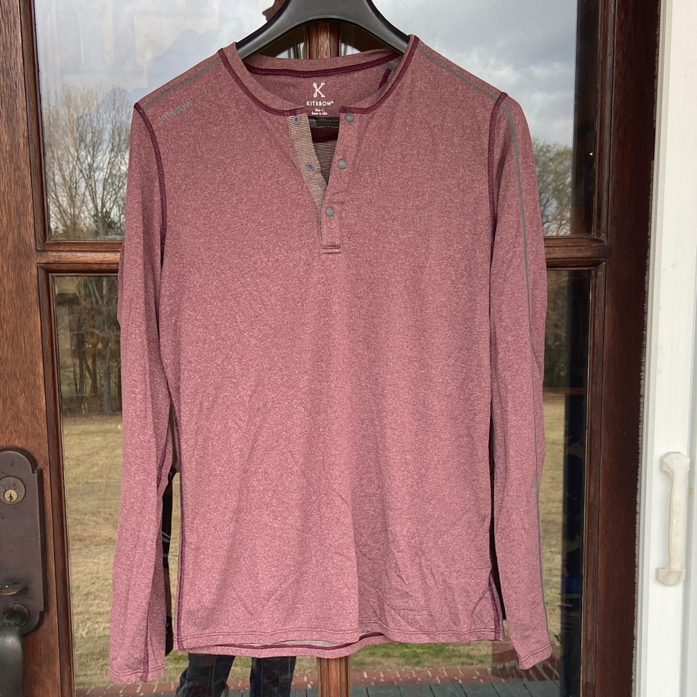 Kitsbow long sleeve henley shirt.  . Size XL‎